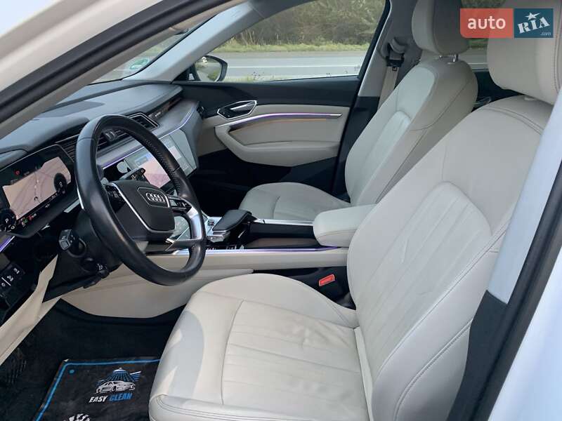 Внедорожник / Кроссовер Audi e-tron 2020 в Львове фото 17 Внедорожник / Кроссовер Audi e-tron 2020 в Львове