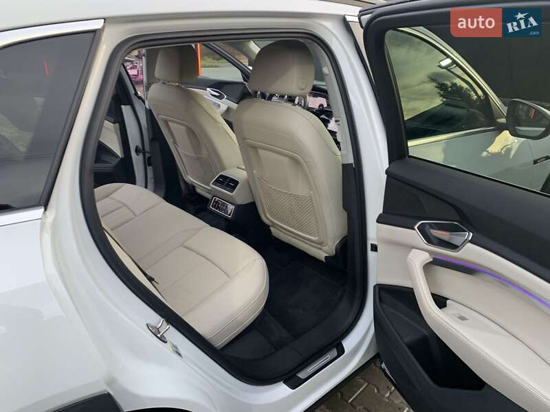 Внедорожник / Кроссовер Audi e-tron 2020 в Львове фото 22 Внедорожник / Кроссовер Audi e-tron 2020 в Львове