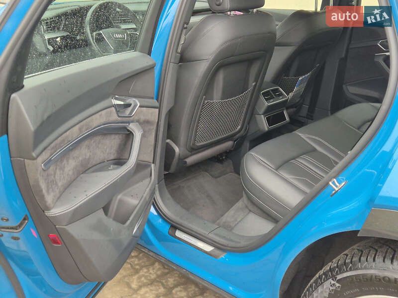 Внедорожник / Кроссовер Audi e-tron 2019 в Радехове фото 16 Внедорожник / Кроссовер Audi e-tron 2019 в Радехове