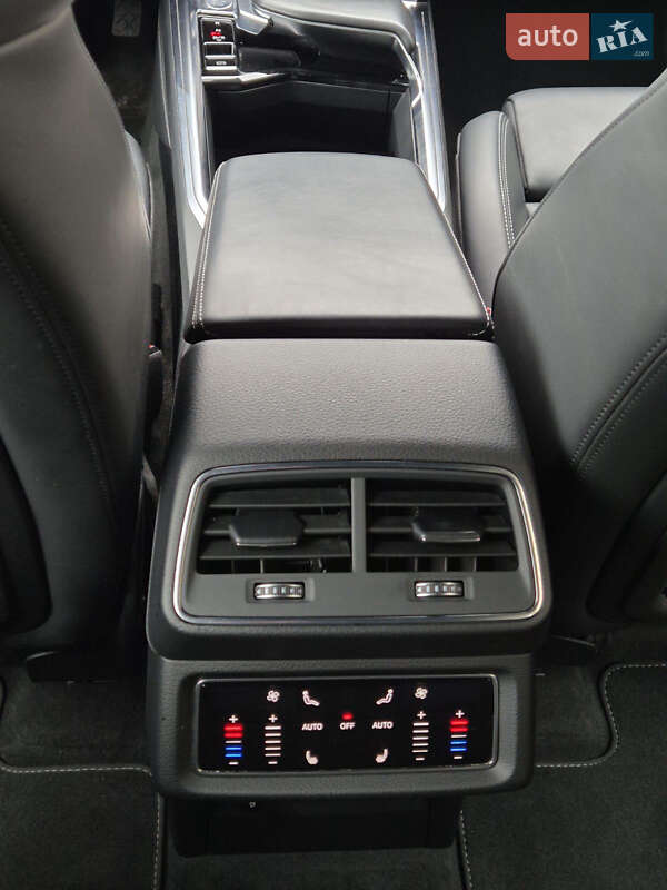 Внедорожник / Кроссовер Audi e-tron 2019 в Радехове фото 24 Внедорожник / Кроссовер Audi e-tron 2019 в Радехове