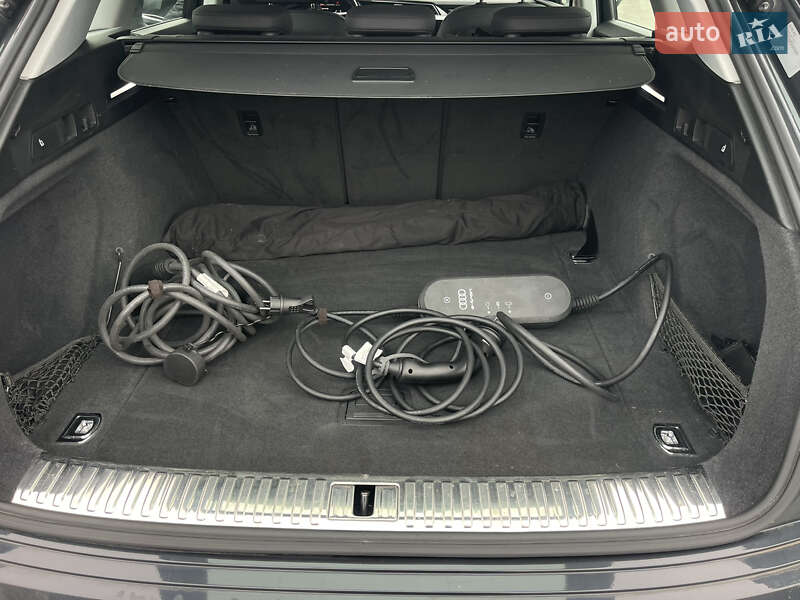 Внедорожник / Кроссовер Audi e-tron 2019 в Черновцах фото 9 Внедорожник / Кроссовер Audi e-tron 2019 в Черновцах