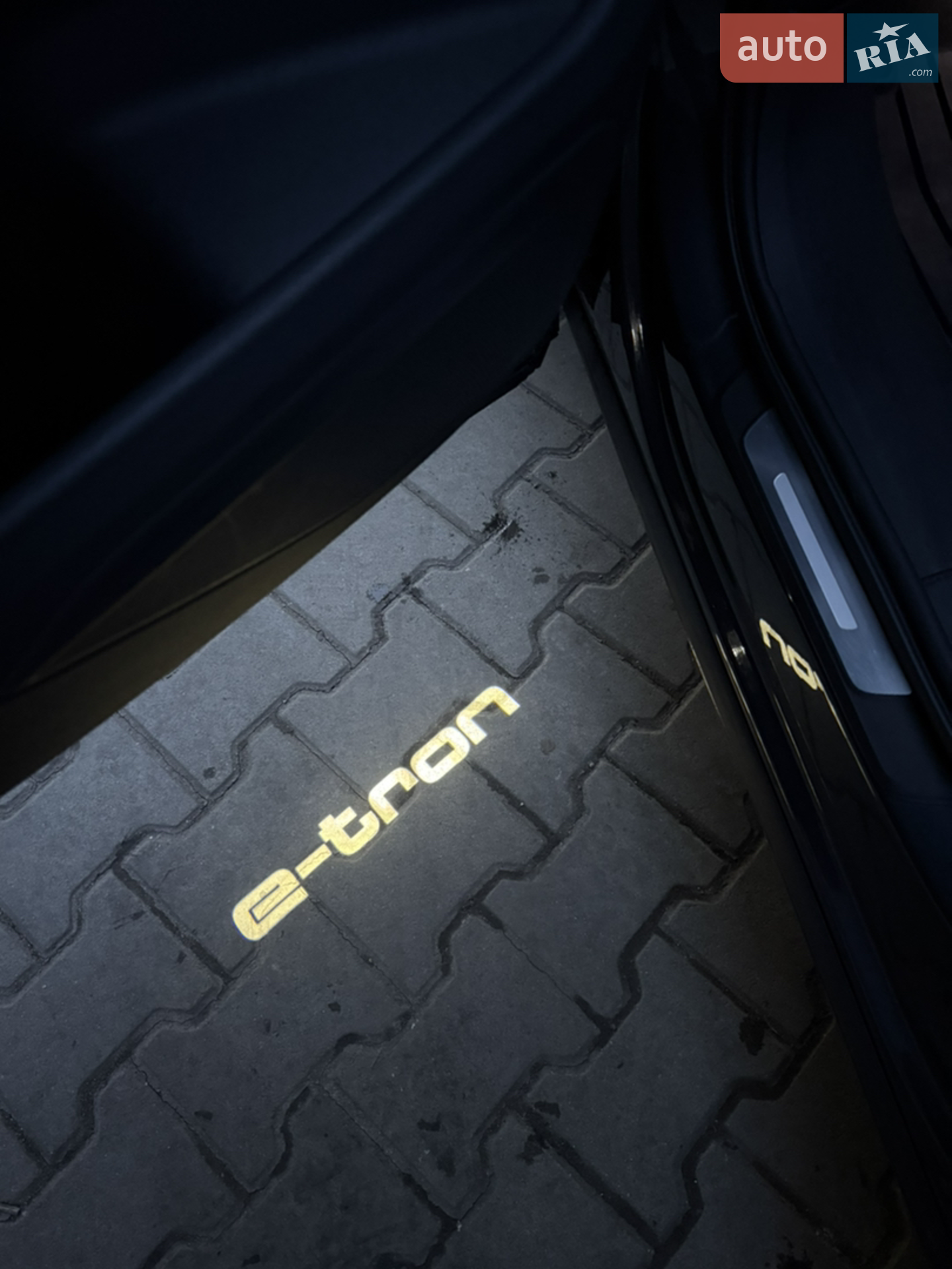 2022 Audi e-tron - мініатюра 13
