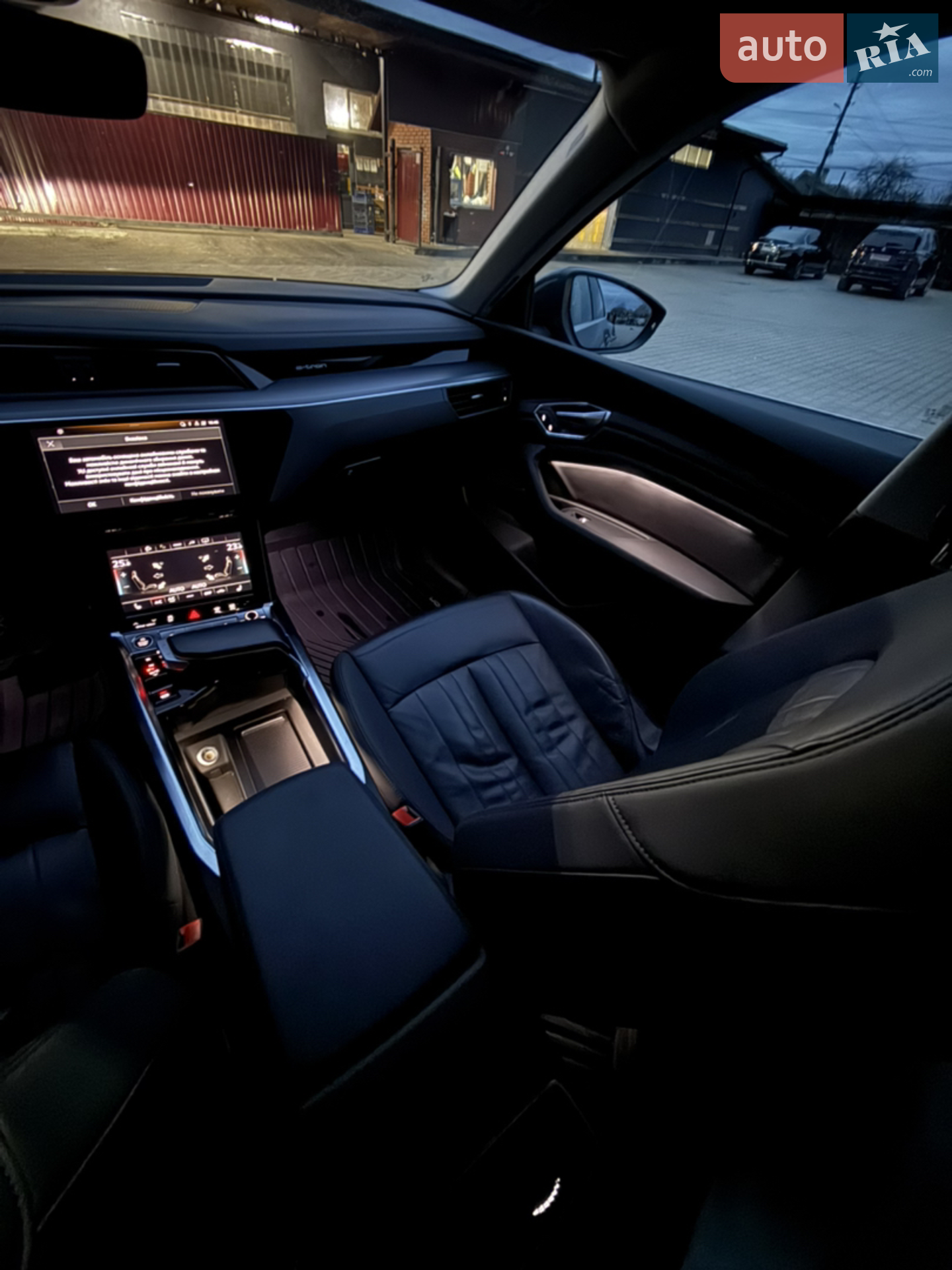 2022 Audi e-tron - мініатюра 46