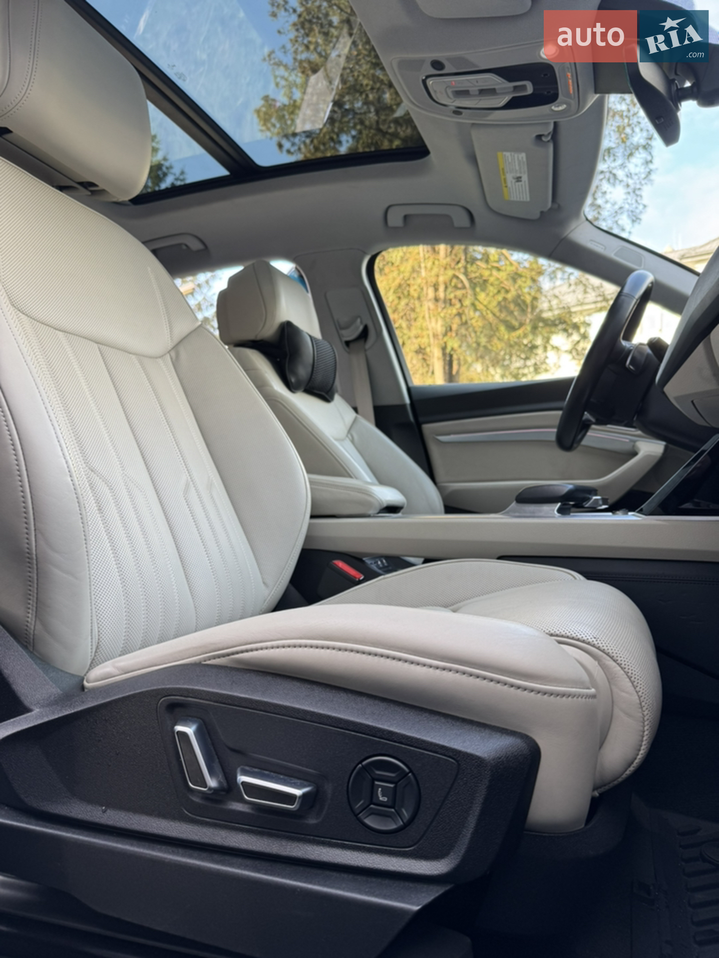 2019 Audi e-tron - мініатюра 35