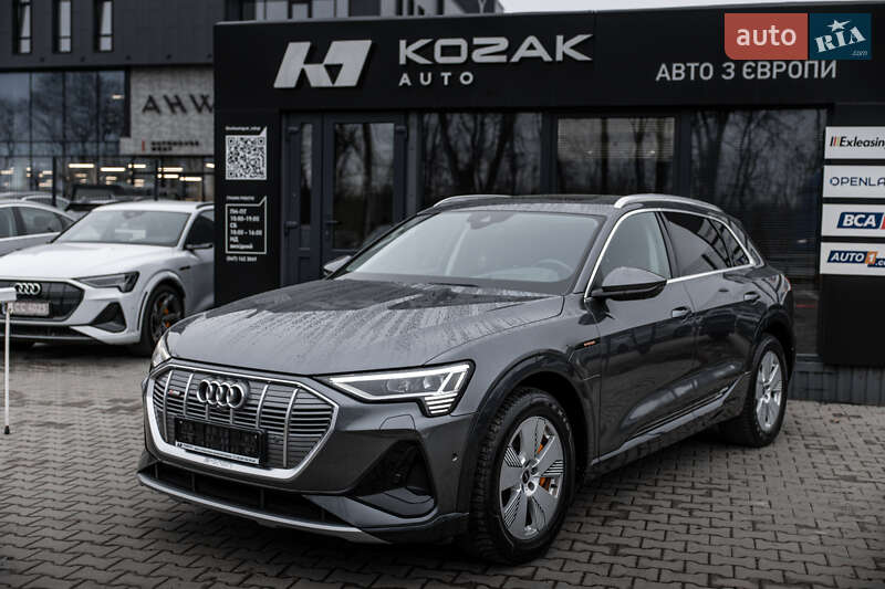 Audi e-tron 2021