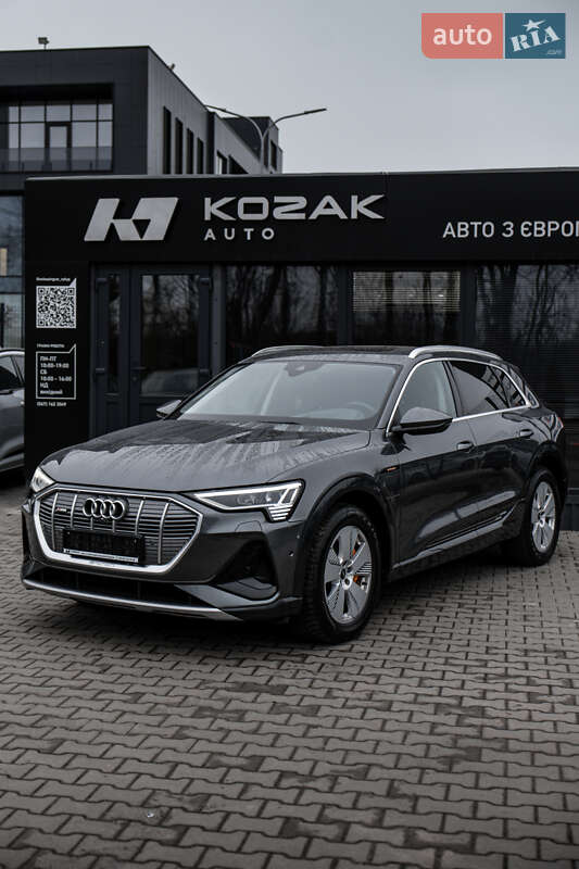 Внедорожник / Кроссовер Audi e-tron 2021 в Львове