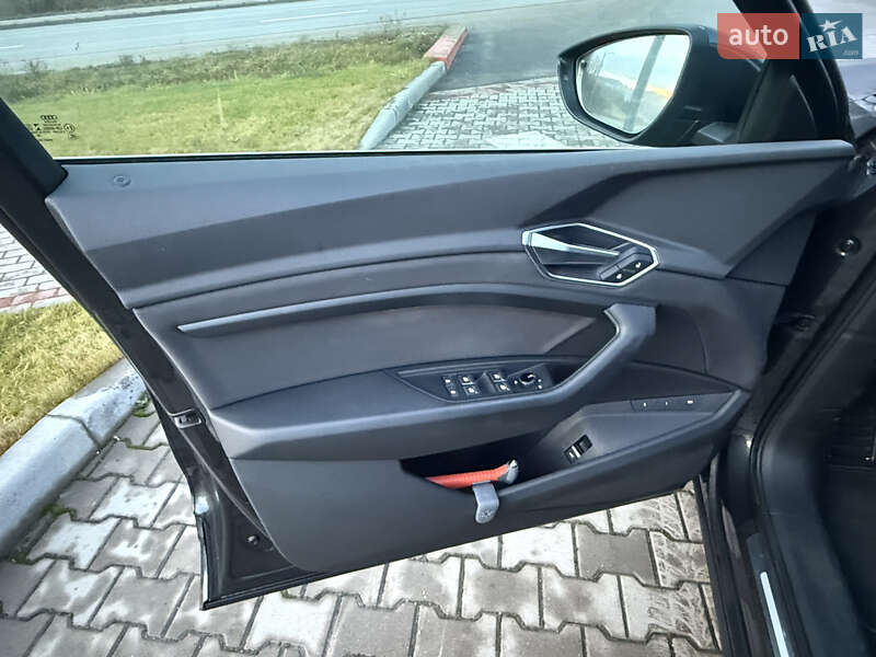 Внедорожник / Кроссовер Audi e-tron 2021 в Тернополе фото 18 Внедорожник / Кроссовер Audi e-tron 2021 в Тернополе