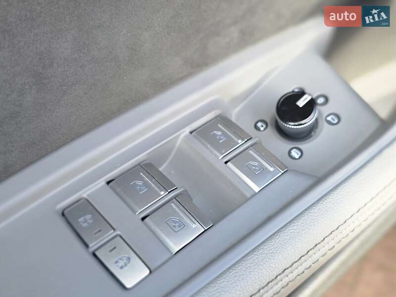 Внедорожник / Кроссовер Audi e-tron 2020 в Самборе фото 16 Внедорожник / Кроссовер Audi e-tron 2020 в Самборе