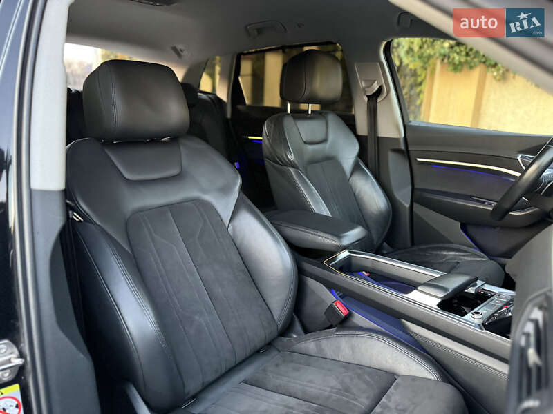 Внедорожник / Кроссовер Audi e-tron 2020 в Ужгороде фото 29 Внедорожник / Кроссовер Audi e-tron 2020 в Ужгороде