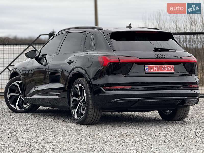 Внедорожник / Кроссовер Audi e-tron 2022 в Дрогобыче фото 30 Внедорожник / Кроссовер Audi e-tron 2022 в Дрогобыче