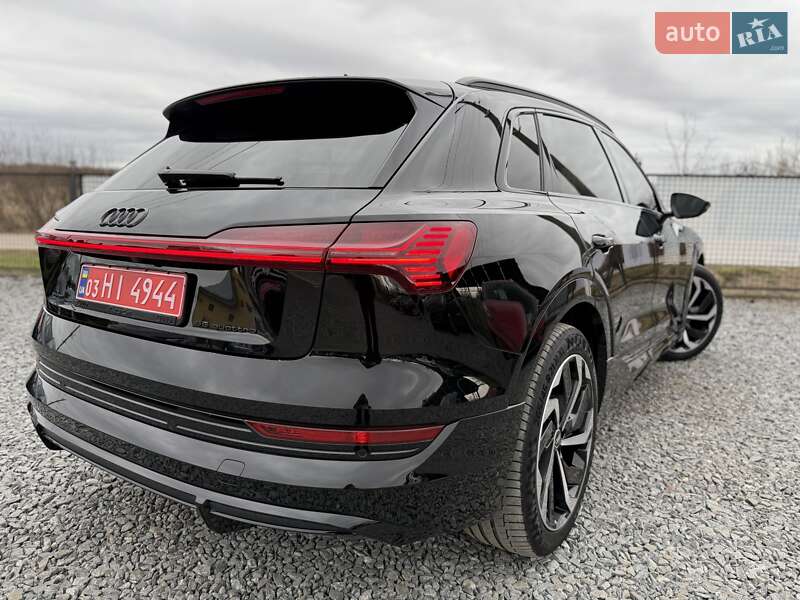 Внедорожник / Кроссовер Audi e-tron 2022 в Дрогобыче фото 46 Внедорожник / Кроссовер Audi e-tron 2022 в Дрогобыче