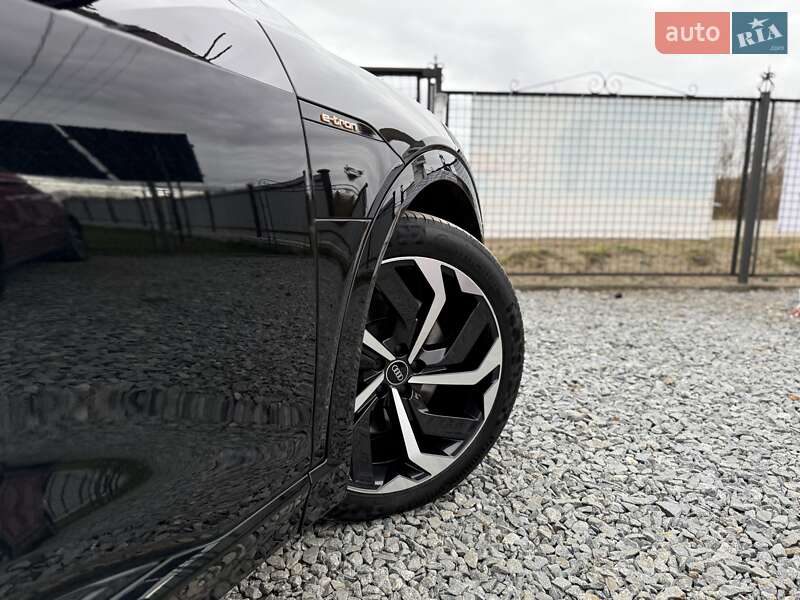 Внедорожник / Кроссовер Audi e-tron 2022 в Дрогобыче фото 50 Внедорожник / Кроссовер Audi e-tron 2022 в Дрогобыче