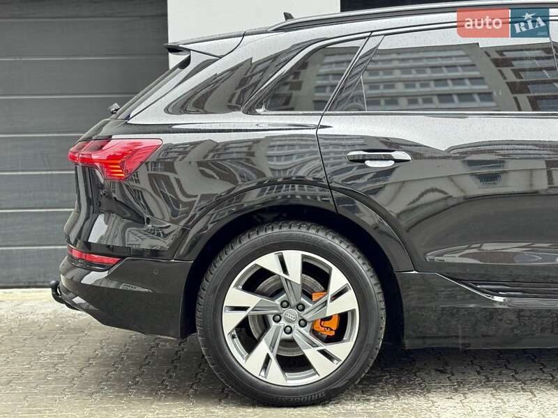 Внедорожник / Кроссовер Audi e-tron 2020 в Тернополе фото 30 Внедорожник / Кроссовер Audi e-tron 2020 в Тернополе