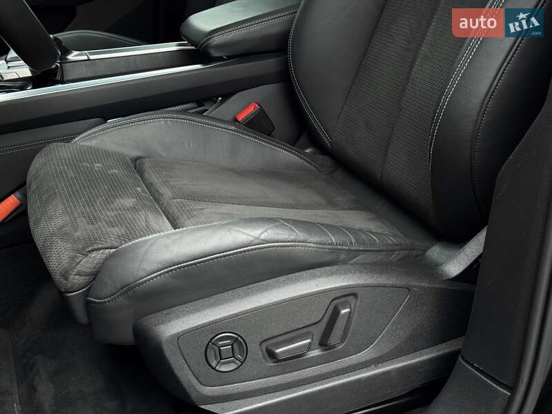 Внедорожник / Кроссовер Audi e-tron 2020 в Тернополе фото 39 Внедорожник / Кроссовер Audi e-tron 2020 в Тернополе