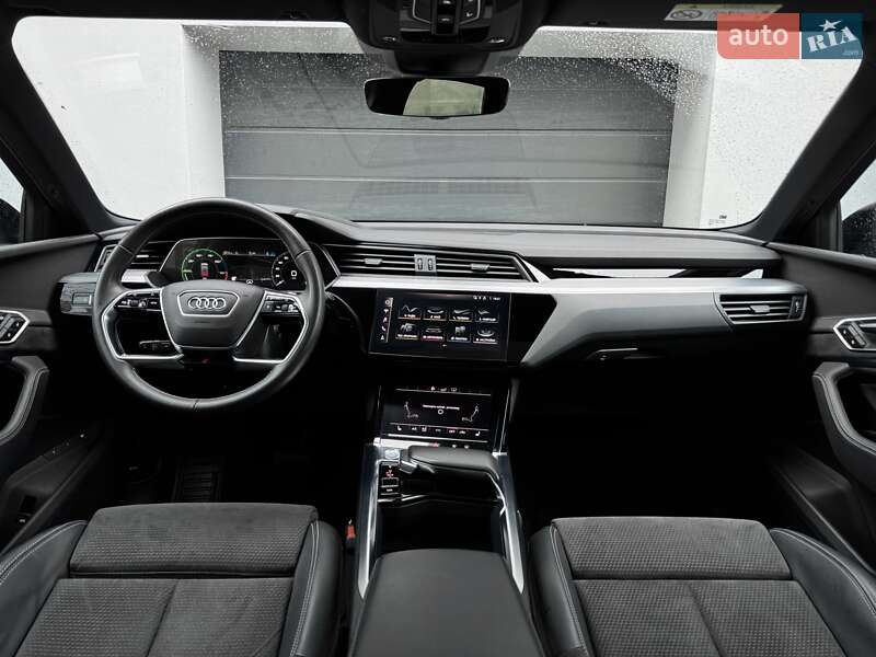 Внедорожник / Кроссовер Audi e-tron 2020 в Тернополе фото 44 Внедорожник / Кроссовер Audi e-tron 2020 в Тернополе
