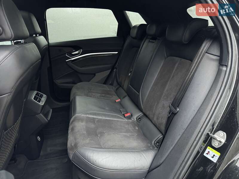 Внедорожник / Кроссовер Audi e-tron 2020 в Тернополе фото 65 Внедорожник / Кроссовер Audi e-tron 2020 в Тернополе