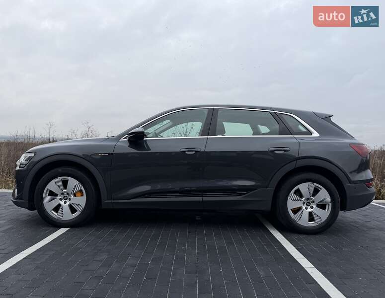 Внедорожник / Кроссовер Audi e-tron 2020 в Ровно