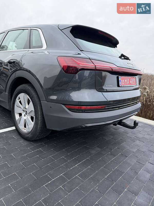 Внедорожник / Кроссовер Audi e-tron 2020 в Ровно