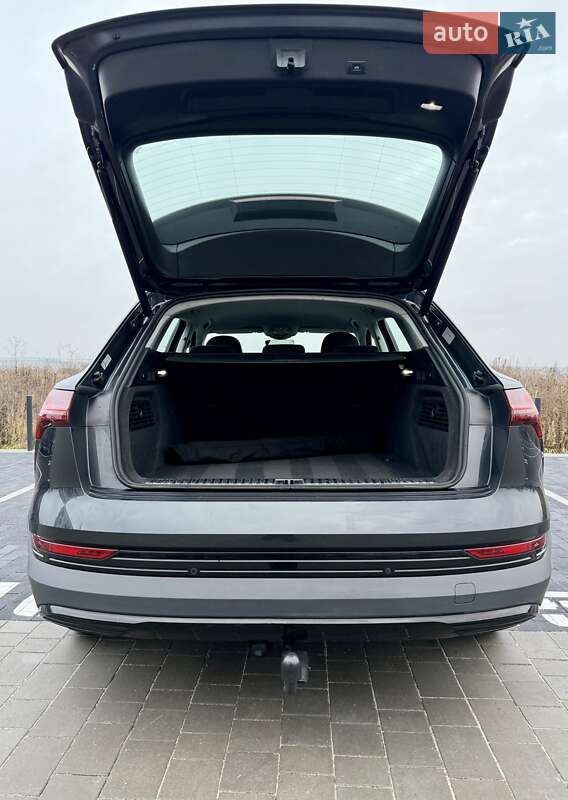 Внедорожник / Кроссовер Audi e-tron 2020 в Ровно