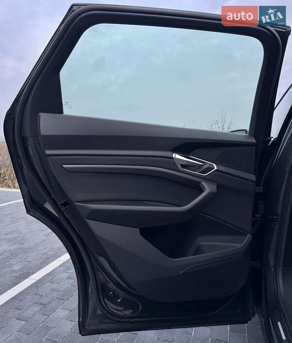 Внедорожник / Кроссовер Audi e-tron 2020 в Ровно