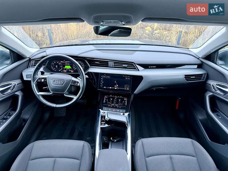 Внедорожник / Кроссовер Audi e-tron 2020 в Ровно