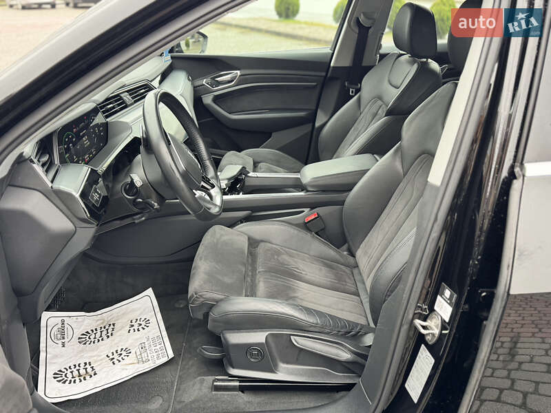 Внедорожник / Кроссовер Audi e-tron 2020 в Мукачево