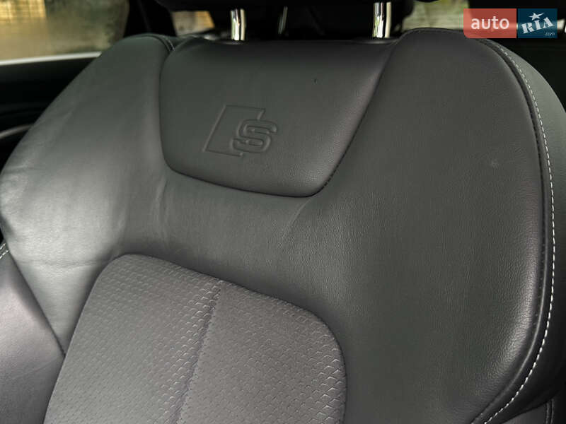 Внедорожник / Кроссовер Audi e-tron 2022 в Ровно