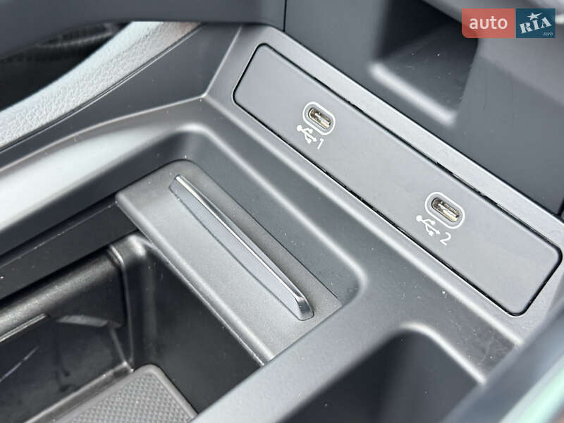 Внедорожник / Кроссовер Audi e-tron 2022 в Ровно