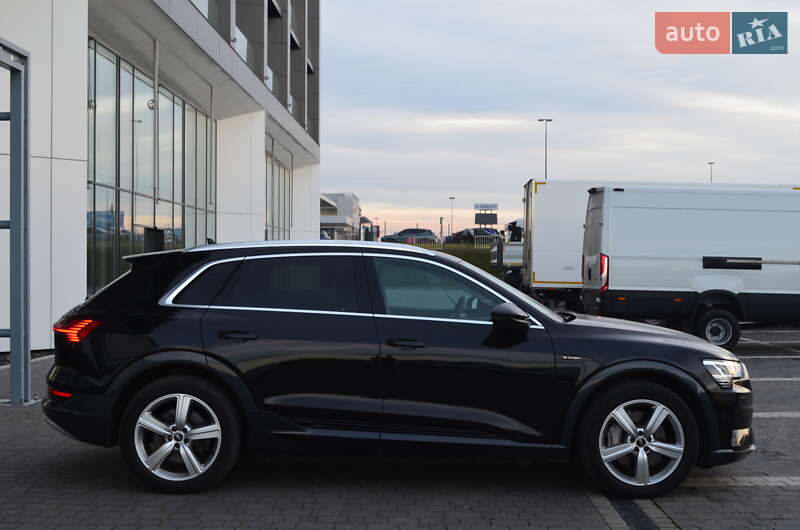 Внедорожник / Кроссовер Audi e-tron 2022 в Львове фото 3 Внедорожник / Кроссовер Audi e-tron 2022 в Львове