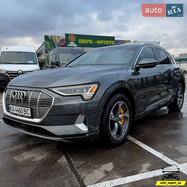 Внедорожник / Кроссовер Audi e-tron 2019 в Киеве фото 7 Внедорожник / Кроссовер Audi e-tron 2019 в Киеве