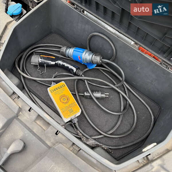 Внедорожник / Кроссовер Audi e-tron 2019 в Киеве фото 71 Внедорожник / Кроссовер Audi e-tron 2019 в Киеве