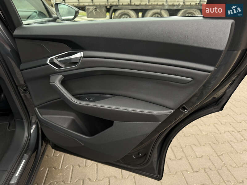 Внедорожник / Кроссовер Audi e-tron 2021 в Тернополе фото 25 Внедорожник / Кроссовер Audi e-tron 2021 в Тернополе