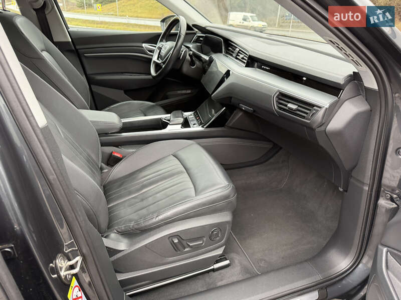 Внедорожник / Кроссовер Audi e-tron 2021 в Тернополе фото 6 Внедорожник / Кроссовер Audi e-tron 2021 в Тернополе