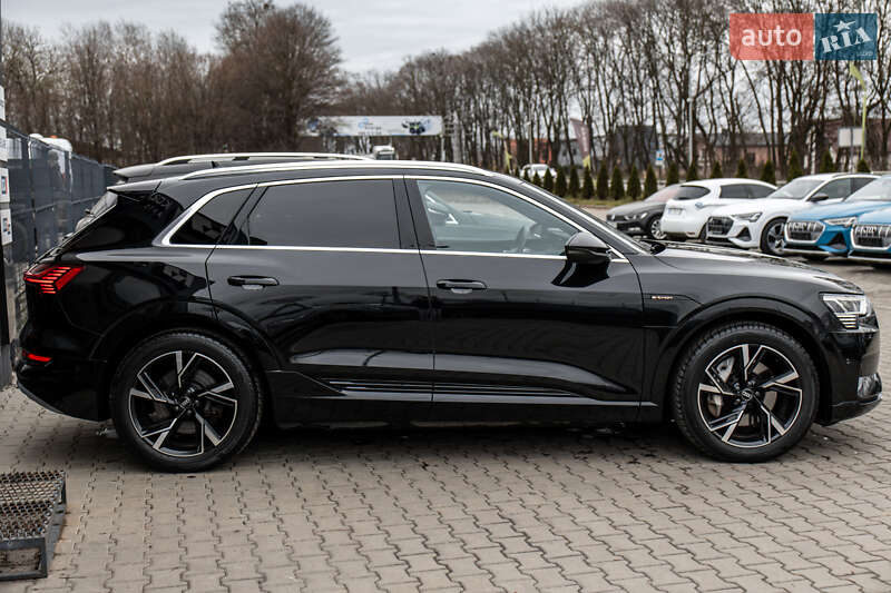 Внедорожник / Кроссовер Audi e-tron 2021 в Львове фото 36 Внедорожник / Кроссовер Audi e-tron 2021 в Львове