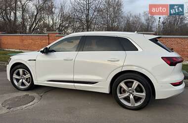Внедорожник / Кроссовер Audi e-tron 2019 в Дрогобыче фото 4 Внедорожник / Кроссовер Audi e-tron 2019 в Дрогобыче