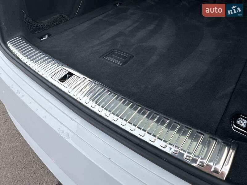 Внедорожник / Кроссовер Audi e-tron 2019 в Дрогобыче фото 49 Внедорожник / Кроссовер Audi e-tron 2019 в Дрогобыче