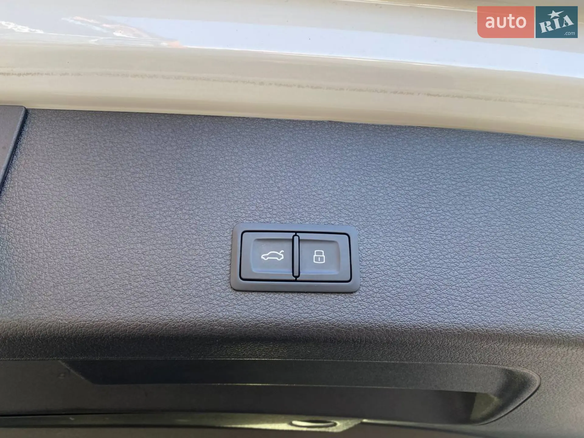 2021 Audi e-tron - мініатюра 29