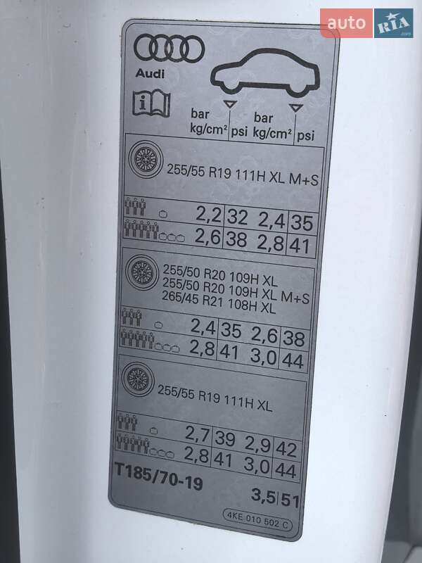 Внедорожник / Кроссовер Audi e-tron 2019 в Киеве