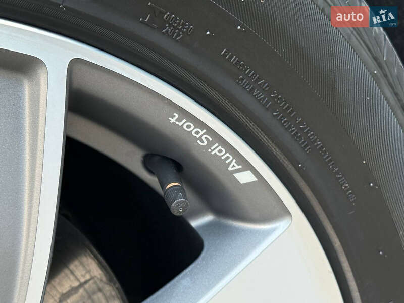 Внедорожник / Кроссовер Audi e-tron 2020 в Ровно