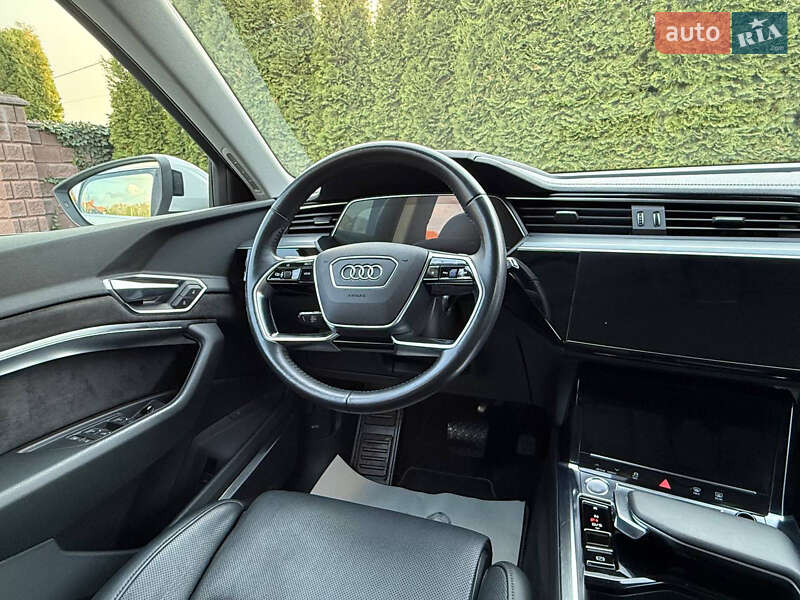 Внедорожник / Кроссовер Audi e-tron 2020 в Ровно