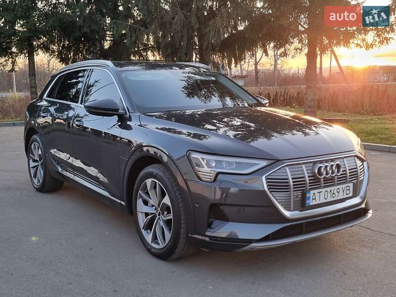 Внедорожник / Кроссовер Audi e-tron 2020 в Коломые
