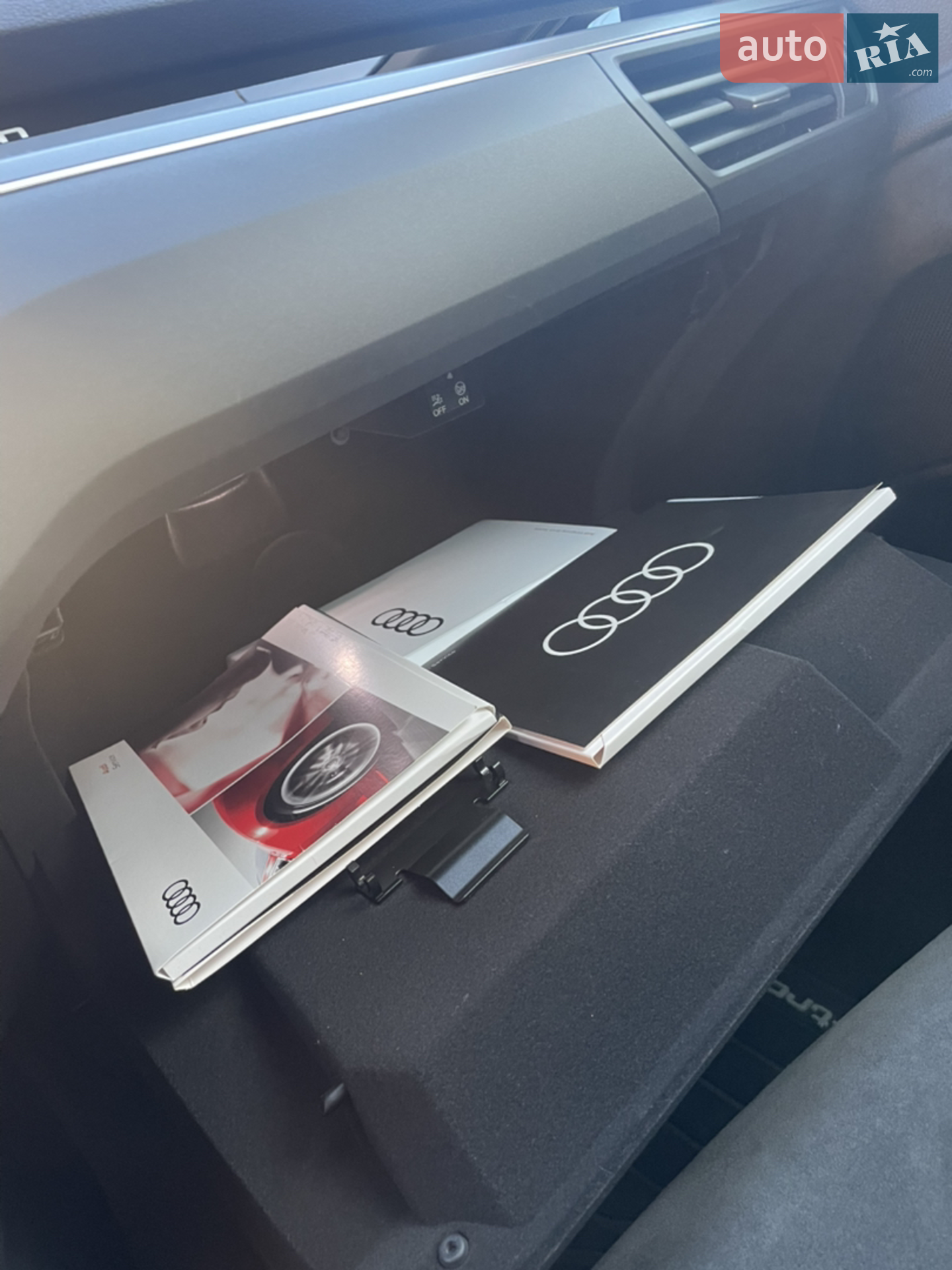 2020 Audi e-tron - мініатюра 45