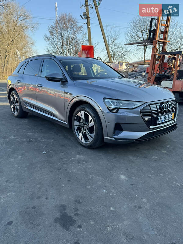 Внедорожник / Кроссовер Audi e-tron 2021 в Черновцах фото 8 Внедорожник / Кроссовер Audi e-tron 2021 в Черновцах