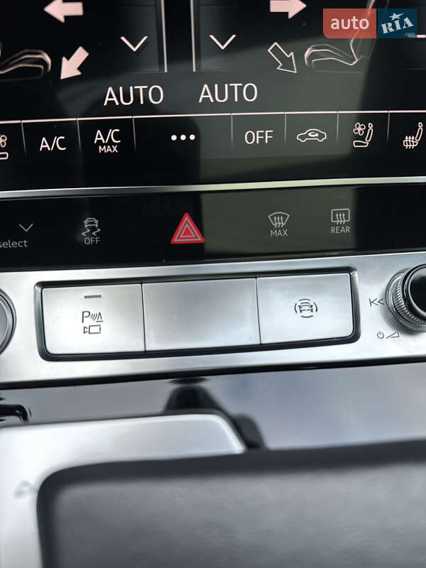 Внедорожник / Кроссовер Audi e-tron 2019 в Киеве