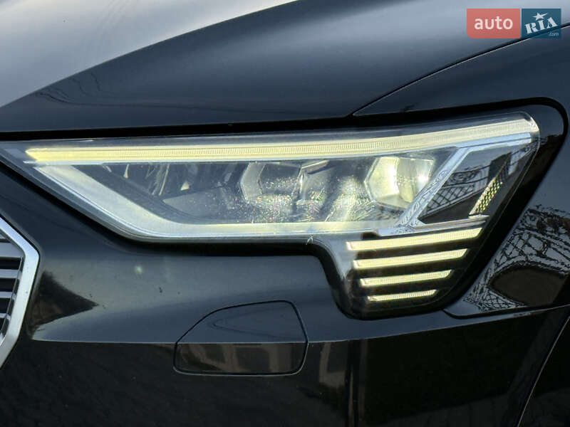 Внедорожник / Кроссовер Audi e-tron 2019 в Ровно