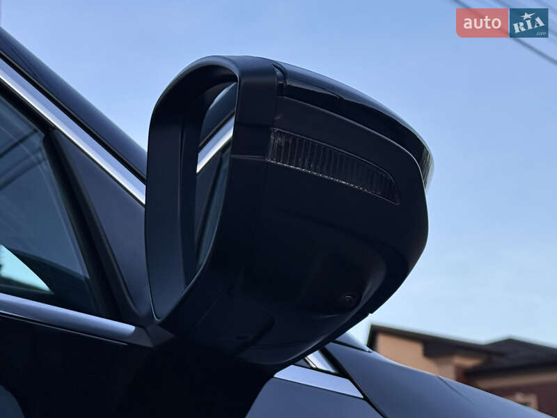 Внедорожник / Кроссовер Audi e-tron 2019 в Ровно