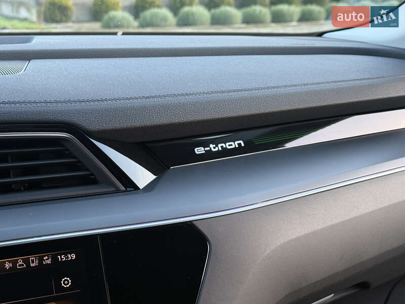 Внедорожник / Кроссовер Audi e-tron 2019 в Ровно