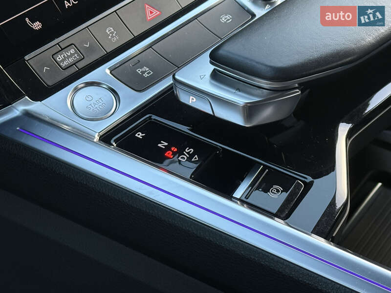 Внедорожник / Кроссовер Audi e-tron 2019 в Ровно
