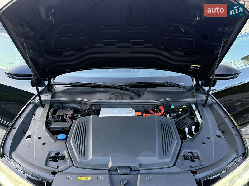 Внедорожник / Кроссовер Audi e-tron 2019 в Ровно