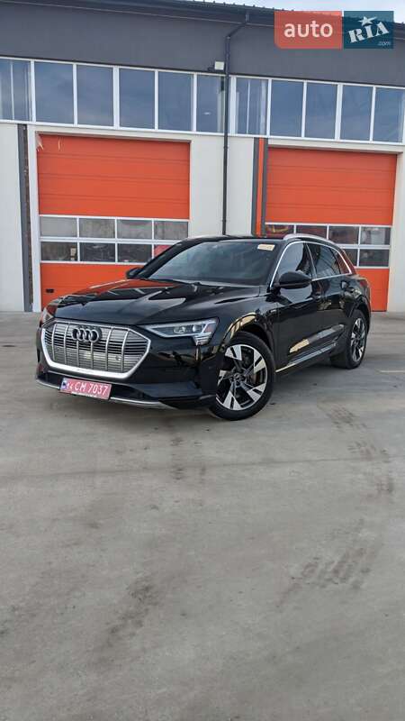 Внедорожник / Кроссовер Audi e-tron 2022 в Львове фото Внедорожник / Кроссовер Audi e-tron 2022 в Львове